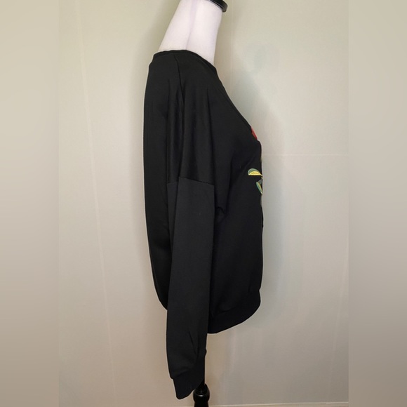 Topush brand sweatshirt with embroidery flowers size 6  worn a few times - Picture 3 of 8